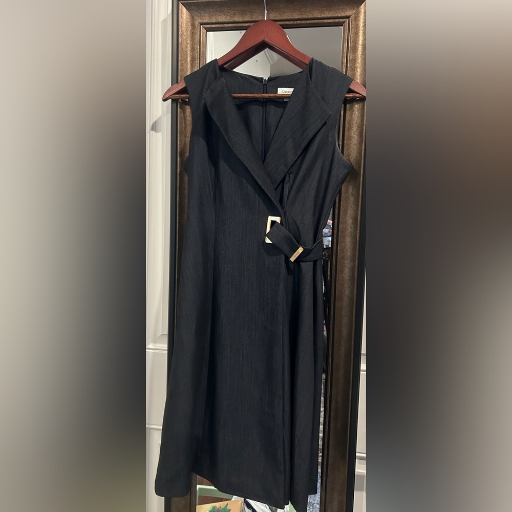 Elegant Black/Dark Blue CK Sleeveless Wrap Dress